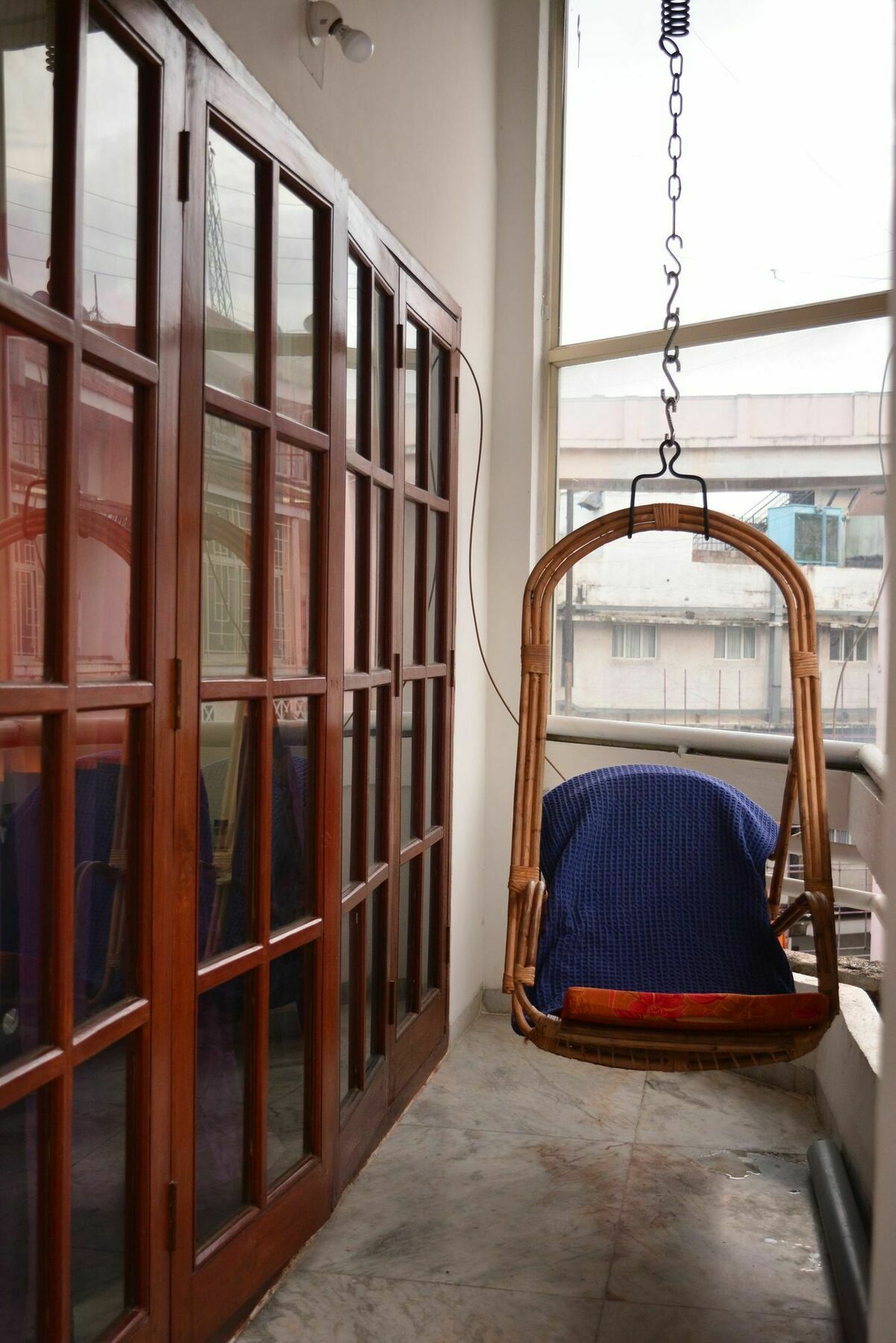 Social Rehab Downtown Hostel Bangalore Exterior photo